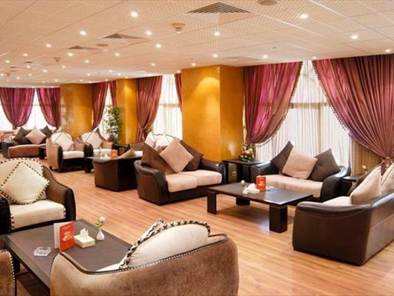 Dar Aleiman Al Haram Hotel Medina Eksteriør billede The lounge at the airport