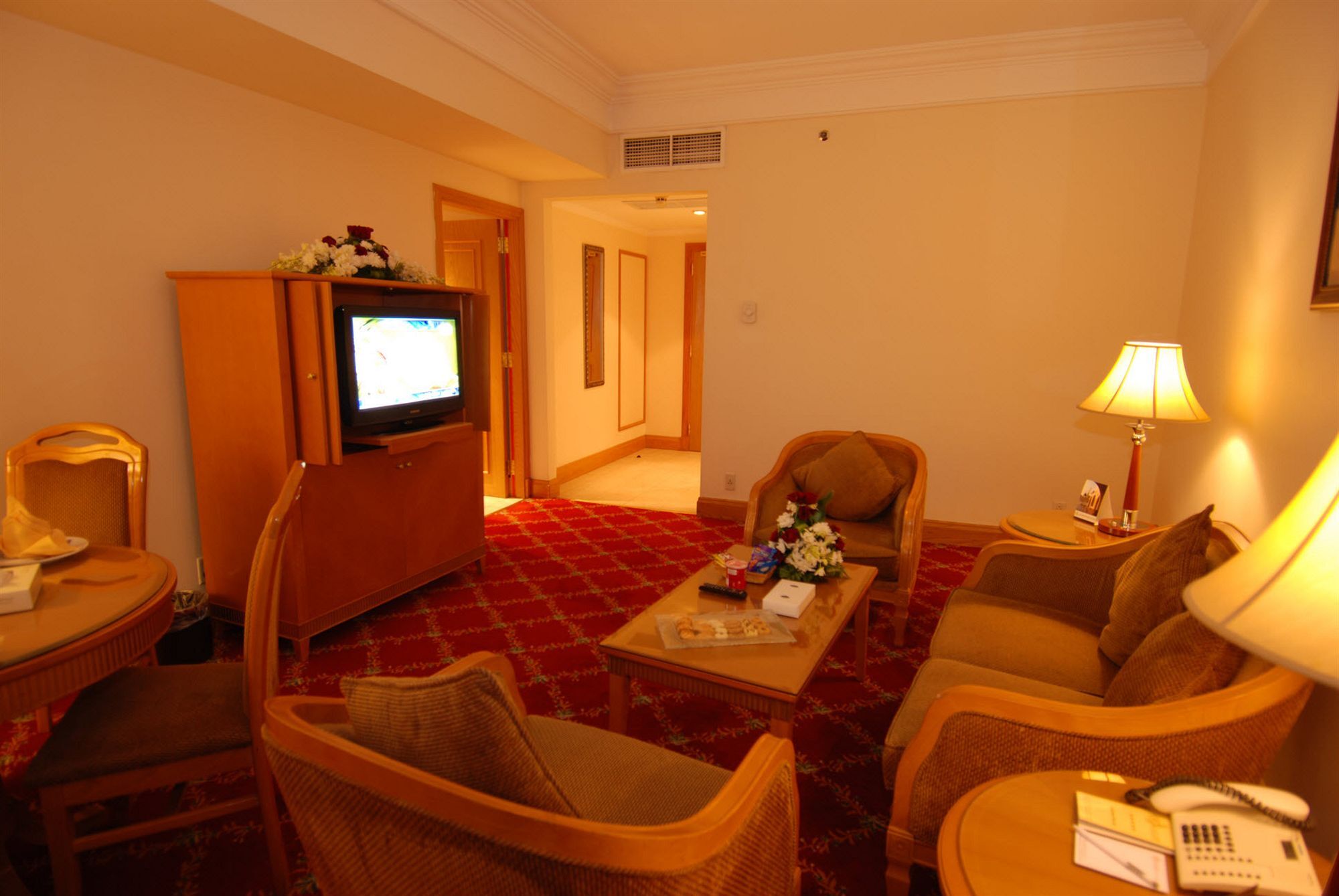 Dar Aleiman Al Haram Hotel Medina Eksteriør billede A suite at the Grand Hyatt Hotel, Dubai